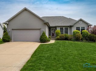 1114 Gloucester Dr, Toledo, OH 43615