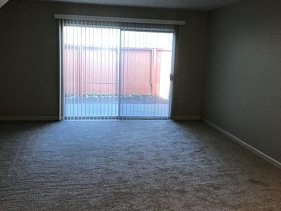 2nd image of 4725 Marconi Ave APT 21