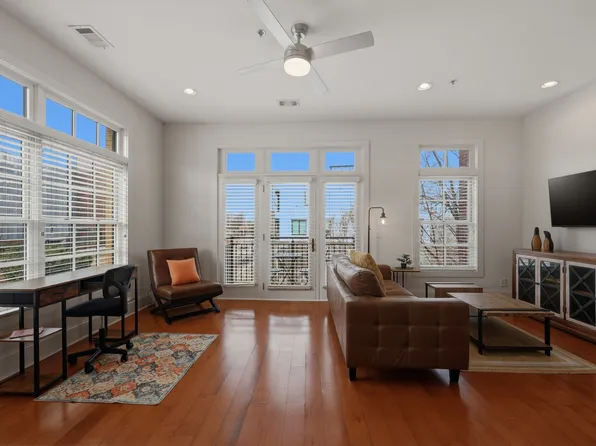 301 Augusta St #203, Greenville, SC 29605