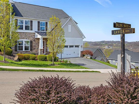 3rd image of 126 Falling Water Ln