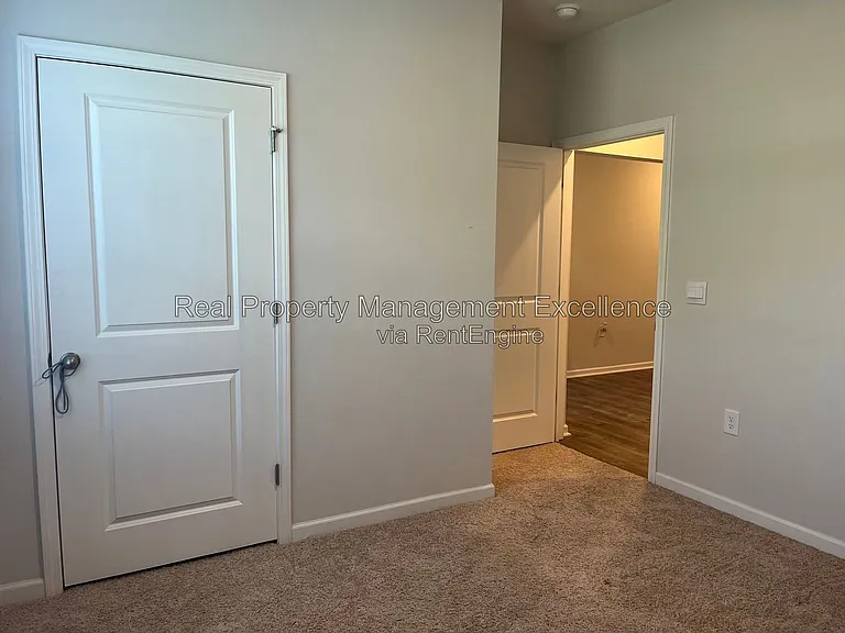 248 Lothian — Photo 16