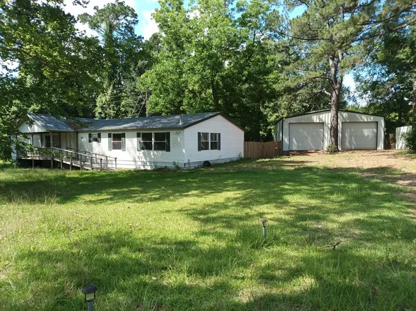 13283 Main St, Chester, TX 75936