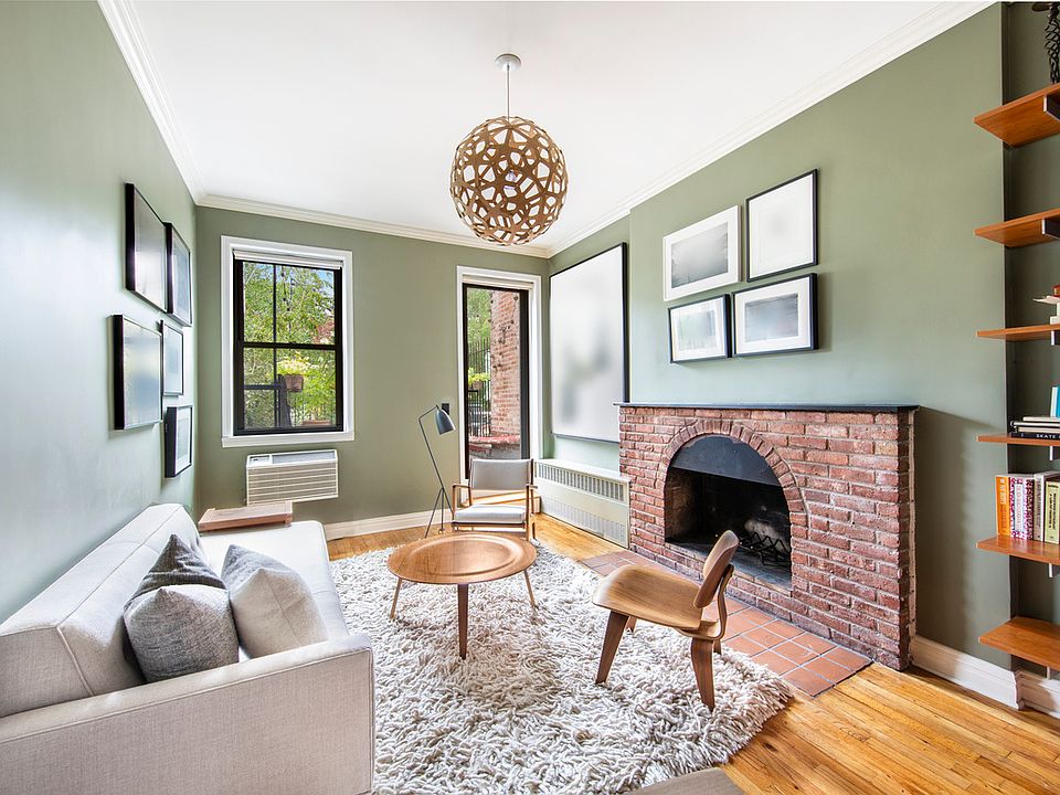 1st image of 56 W 89th St APT D