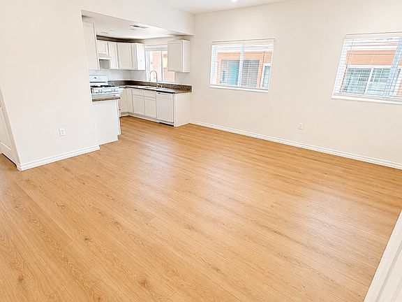 3rd image of 7327 Milwood Ave APT 101