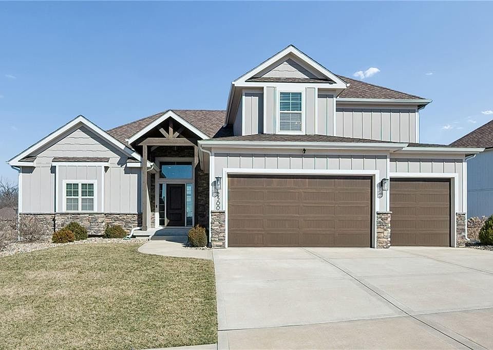 1st image of 2500 NW Riverview Dr