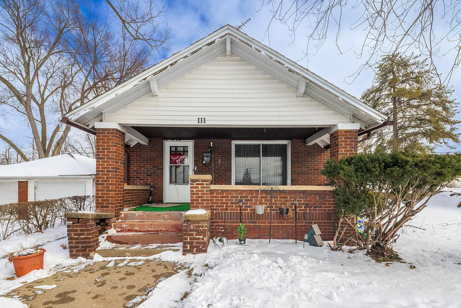 111 N Ridgeland Ave photo 1