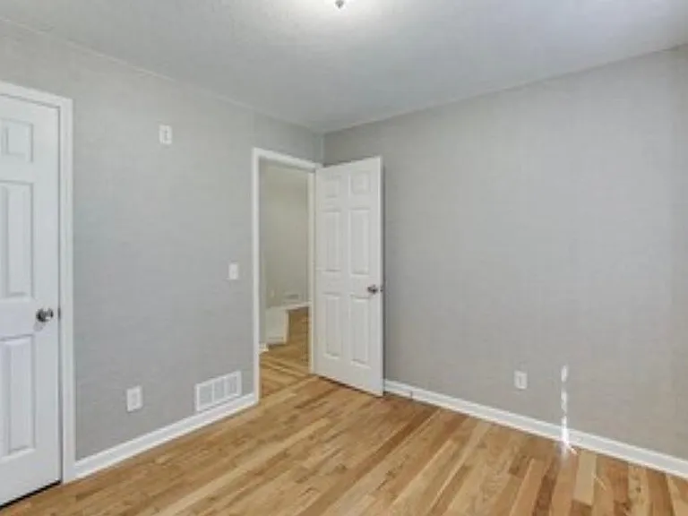 8950 Pine Tree Cir — Photo 8