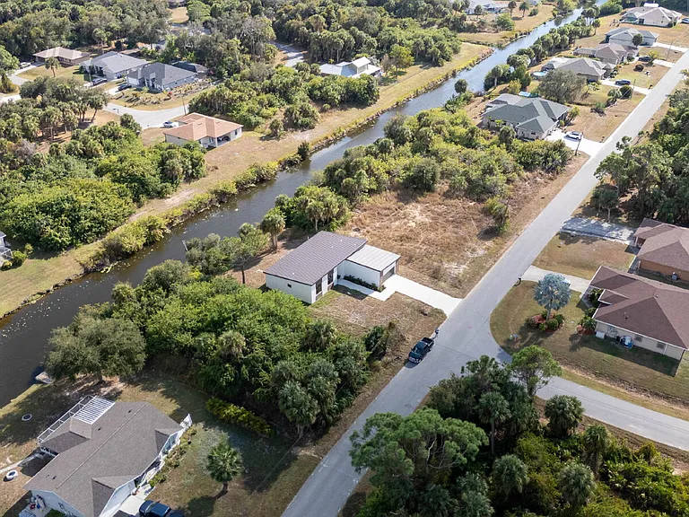 1804 Nimbus Dr — Photo 47