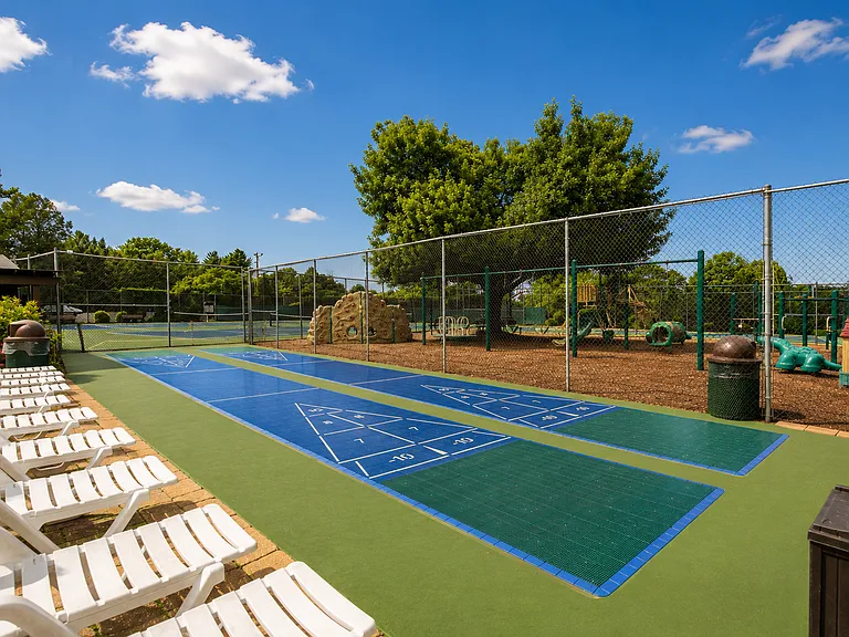 Darien — Photo 25