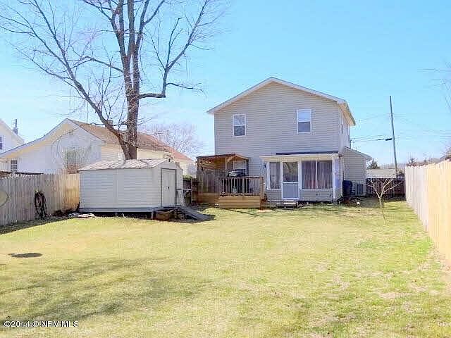2nd image of 1504 2nd St