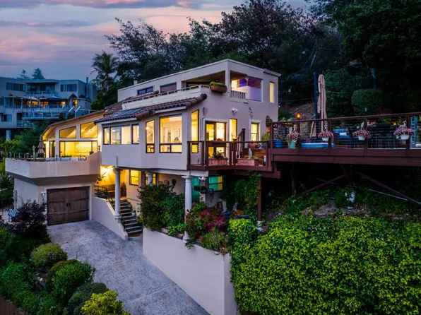 3300 Crystal Heights Dr, Soquel, CA 95073