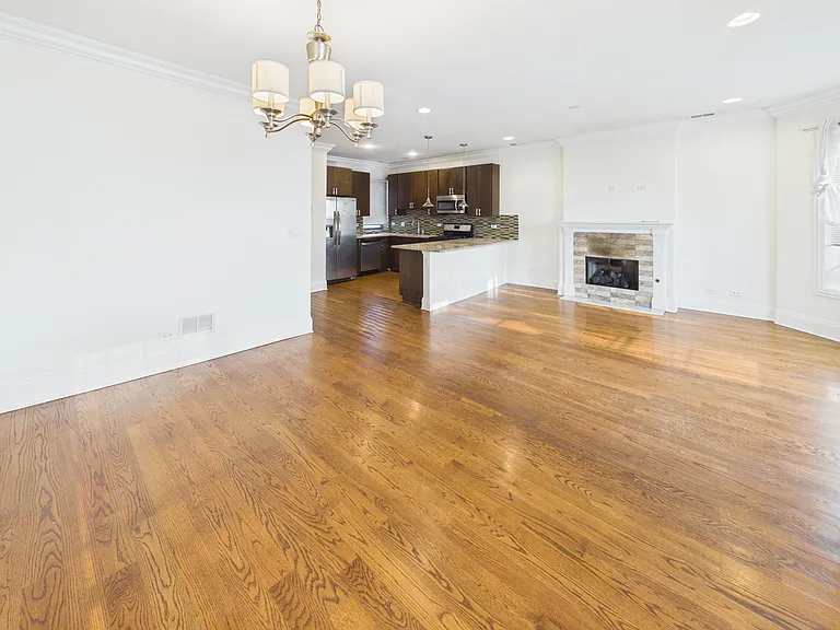 4917 S Prairie Ave #3 — Photo 6