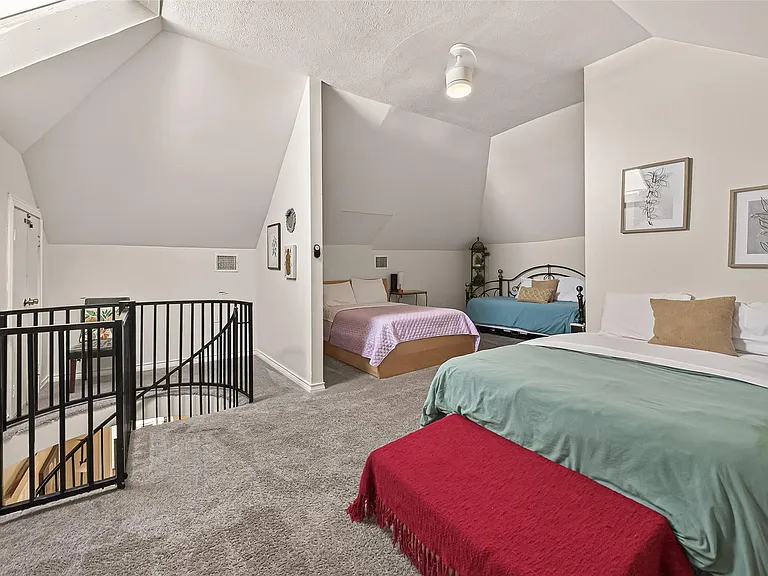 324 W Alabama St #2 — Photo 19