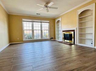 303 Amersham Dr UNIT C, Yorktown, VA 23693