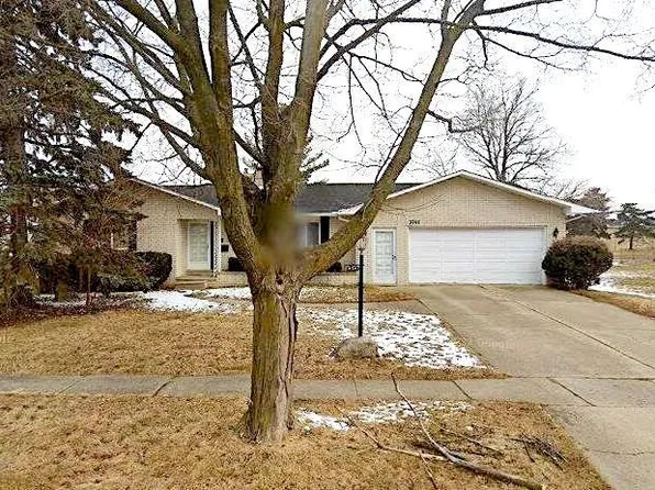 3741 Worchester Dr, Flint, MI 48503