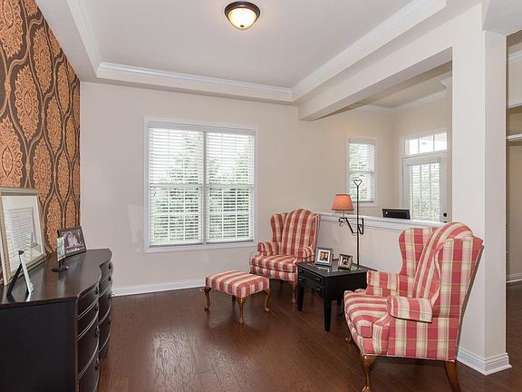 2nd image of 1395 Mayfield Ct