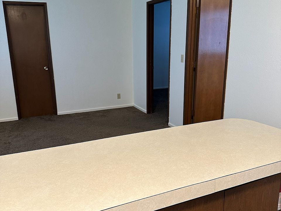 1st image of 203 W Bonge Ave #1