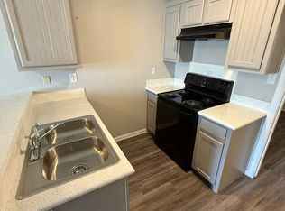 $500 Off 1st Full Month!* All Utilities Included!* Cozy 2-Bedroom Loft* Pet Friendly* Great Locat..., Waco, TX 76705