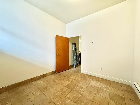 Rented by Skyward | media 32