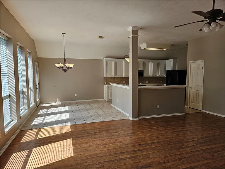 4434 Grove Park Dr — Photo 10