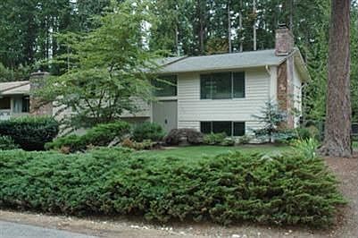 1st image of 733 218th Ave NE