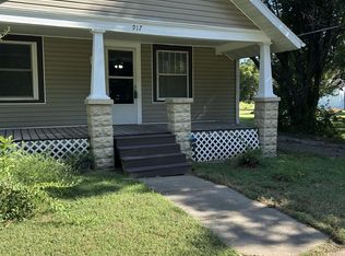 917 E Washington Ave, Pittsburg, KS 66762