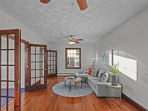 67 Armington St — Photo 2