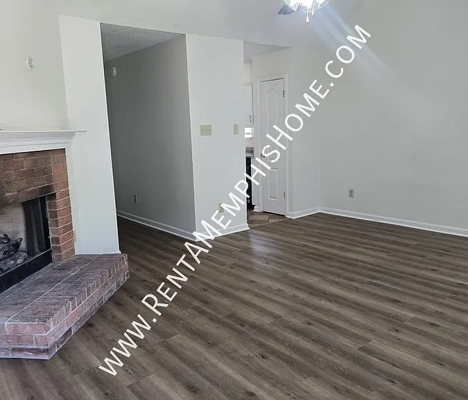 1768 Beaver Trail Dr — Photo 2