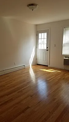 Rented by Richmont Realty LLC | media 62