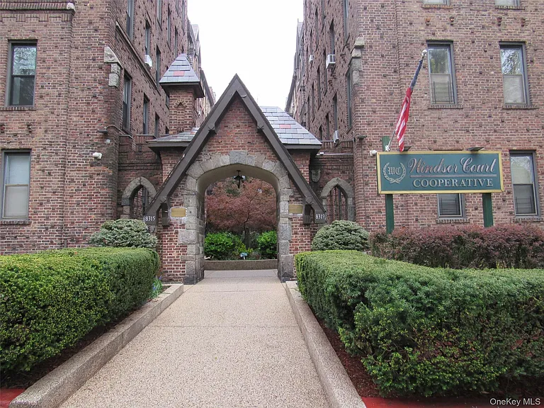 83-19 116th St #2H — Photo 1