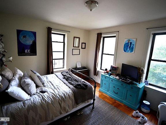 2nd image of 2808 35th St APT 2L