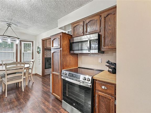 5th image of 14315 W 65th St