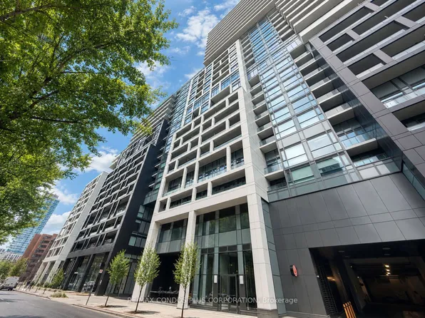 60 Princess St #1113, Toronto, ON M5A 2C7