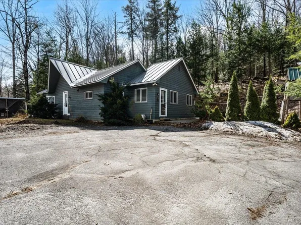 648 Route 103 Route, Sunapee, NH 03782