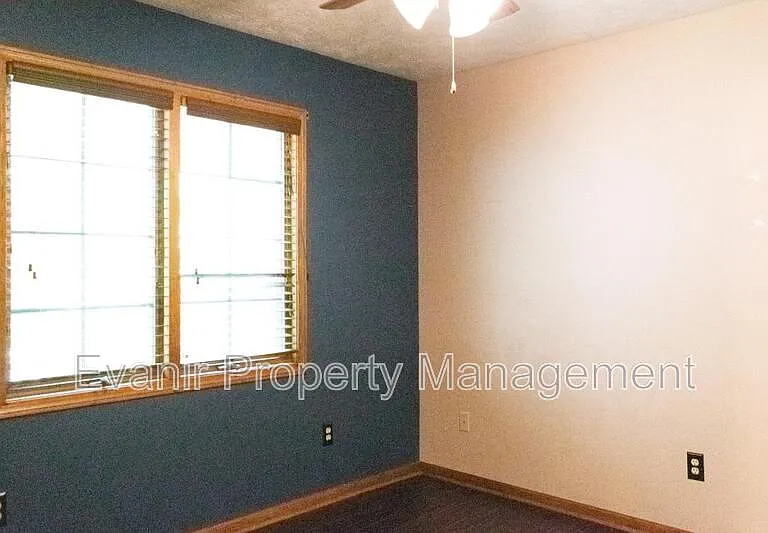 113 Brittany Ln — Photo 24