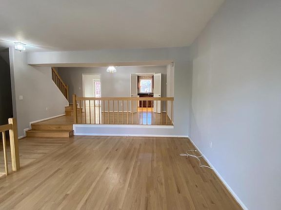 5th image of 5007 Cloister Dr