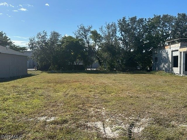 2nd image of 1620 NE 10th Ter