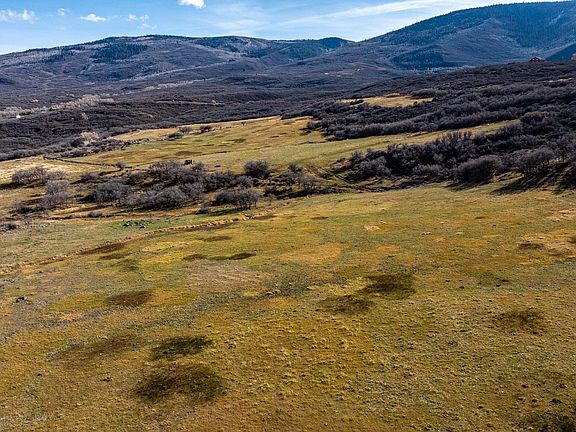 5th image of 53999 Bull Basin Rd