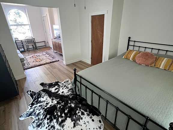 3rd image of 804 W 4th Ave APT 2