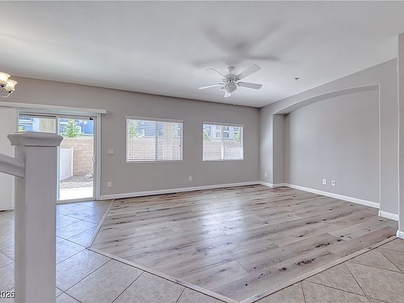 5th image of 2359 Koho Dr Unit 102