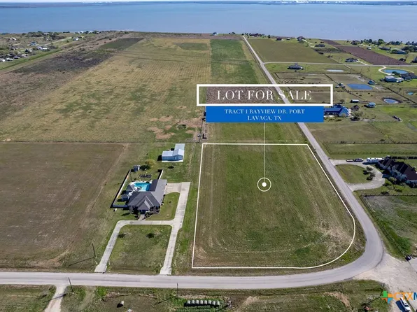 3.43 Bay Meadow Dr, Pt Lavaca, TX 77979