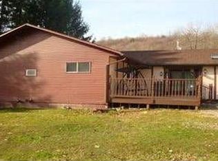 369 Hickory Rd, Clymer, PA 15728