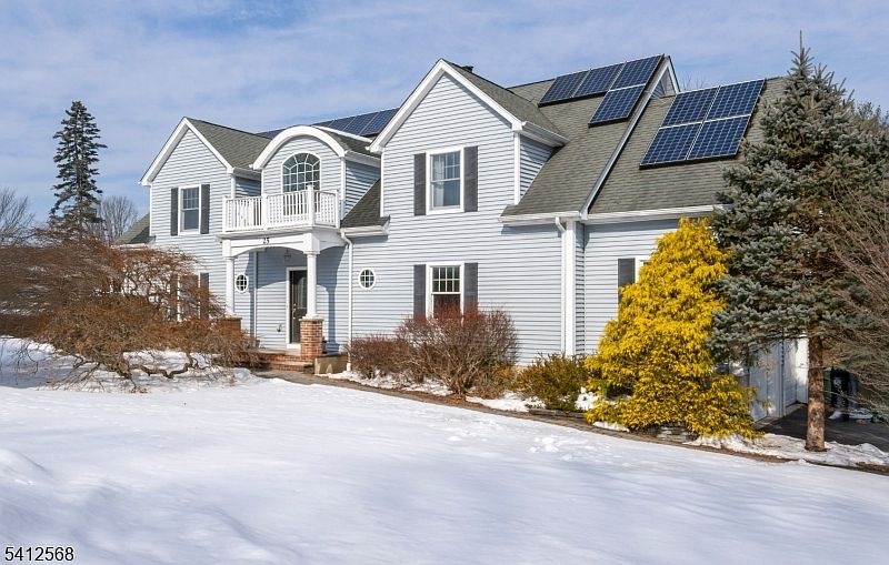 1st image of 25 Manor House Rd