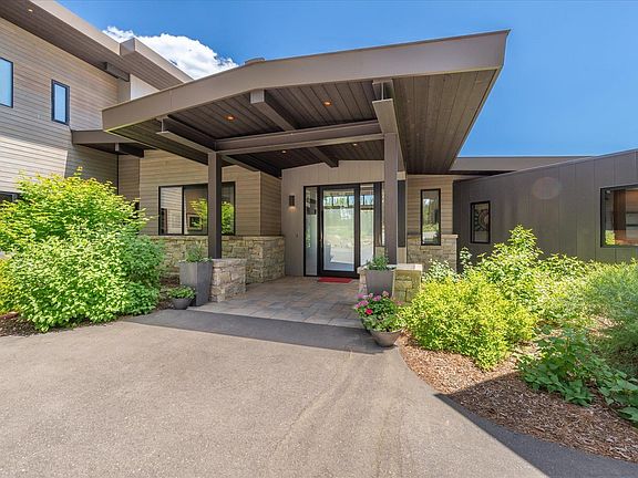 2nd image of 10820 Ghirard Ct