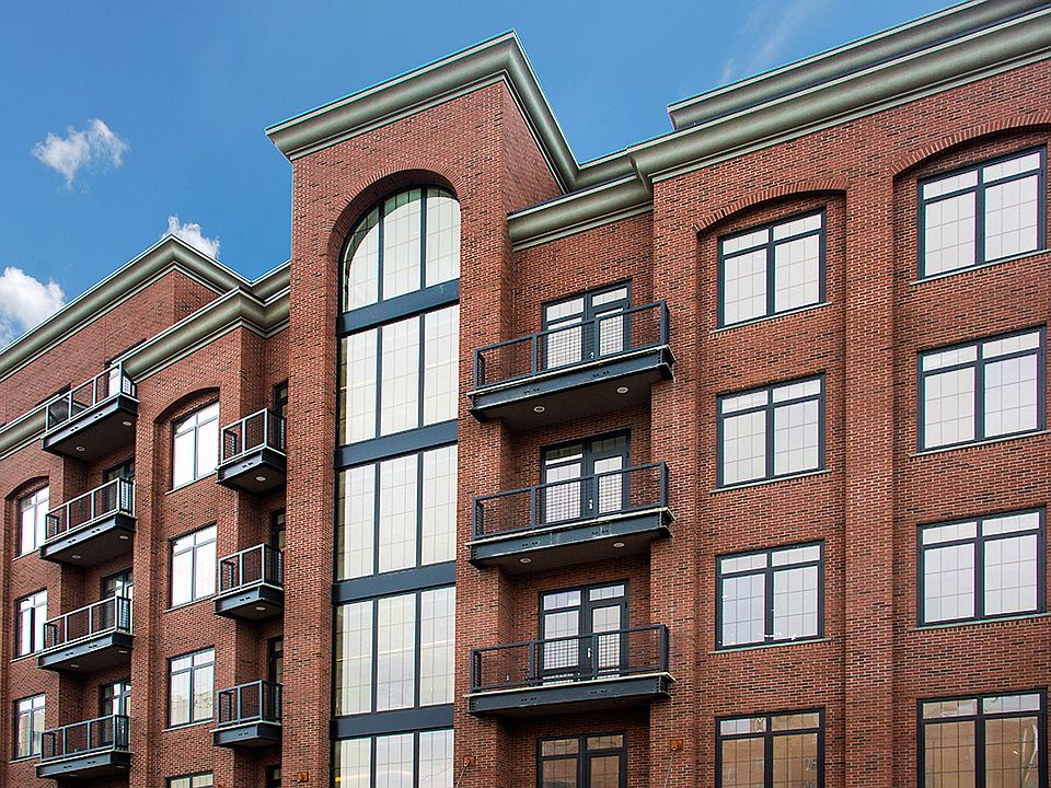 2nd image of 42 Maspeth Ave APT 4I