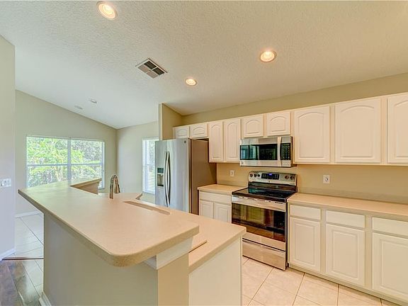 5th image of 18606 Le Dauphine Pl