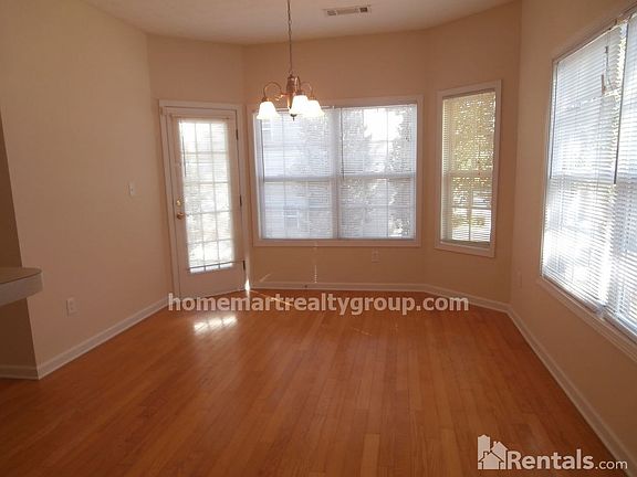 5th image of 220 Wildcat Lake Dr