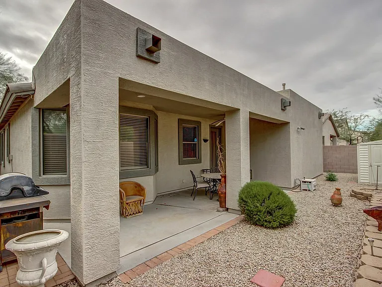 2553 N Raven — Photo 15