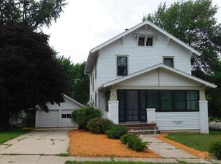 462 4th St S, Charter Oak, IA 51439