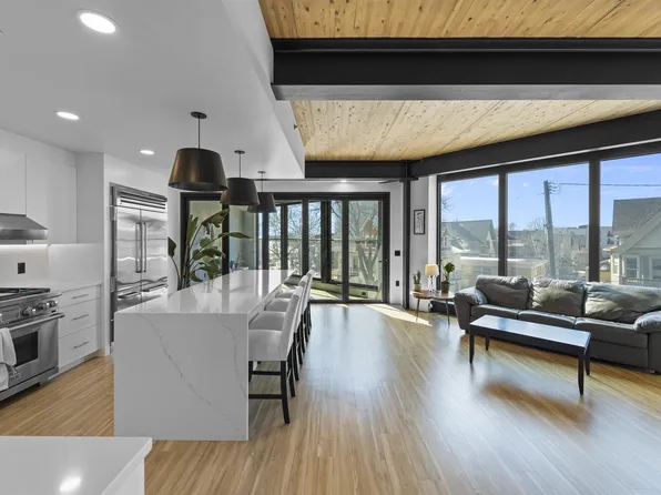 211 South Henry Street #203, Madison, WI 53703